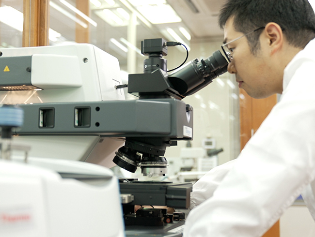 Hisashi Uchiyama Group Leader, Analysis Center, Quality Division
