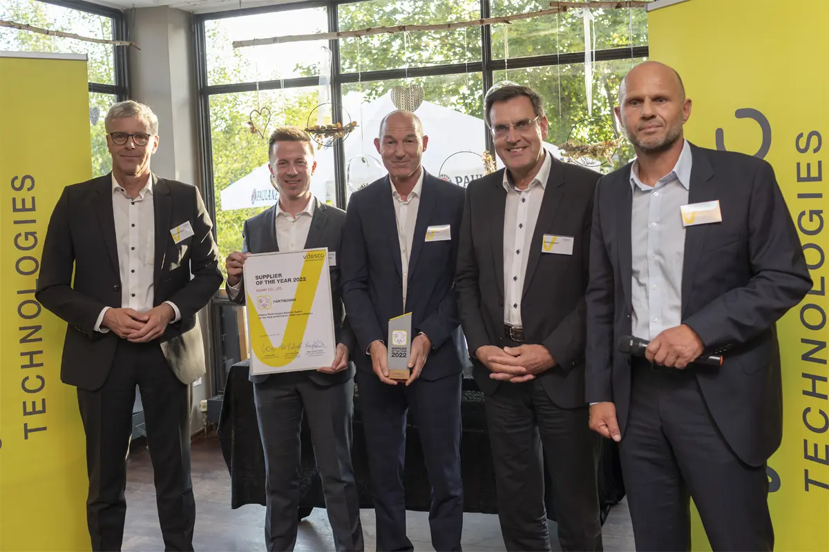 Vitesco Technologies honors ROHM Semiconductor with the 2022 Supplier of the Year Award