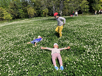 Explanation about Flora and Fauna by Expert Guides