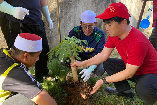 Planting Vegetables and Fruits at an Orphanage